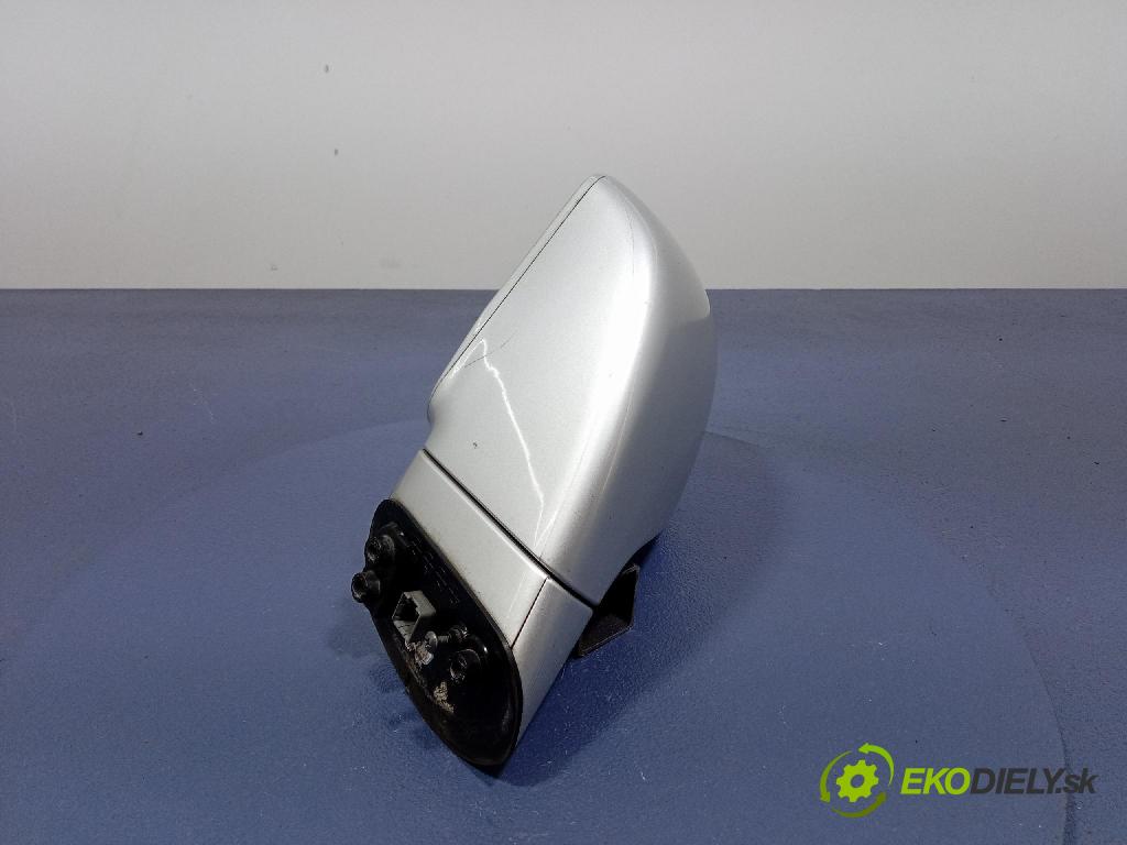 Kia Carens 2007 zrkadlo Vľavo: