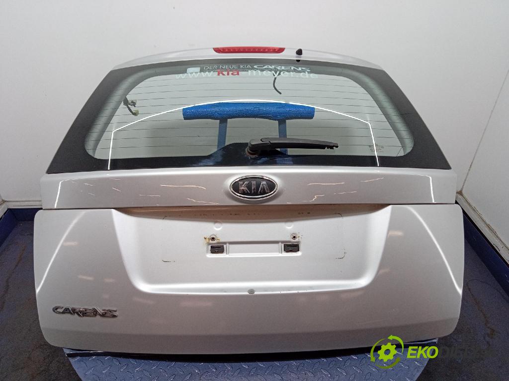 Kia Carens 2007 zadna dveře kufra: kufra:
