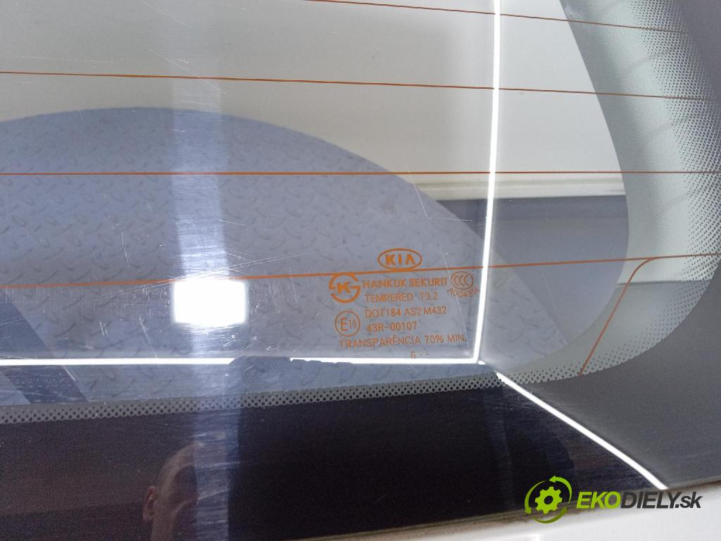Kia Carens 2007 zadna dveře kufra: kufra: