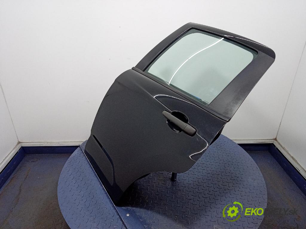 Citroen C3 2011 dvere zad Vľavo: