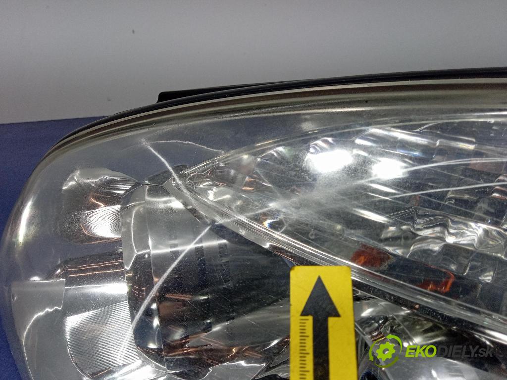 Kia Carens 2007 Reflektor: Vľavo: 92101-1D0