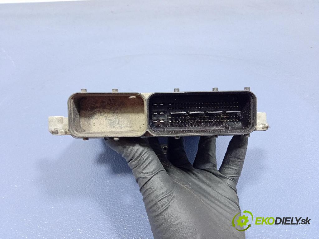 Kia Carens 2007 riadiaca jednotka Motor: 39112-25050