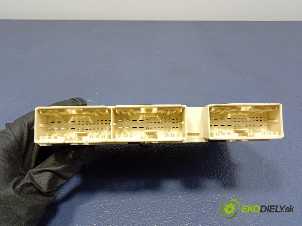 Mercedes S-Klasa 2022 riadiaca jednotka A2239009532