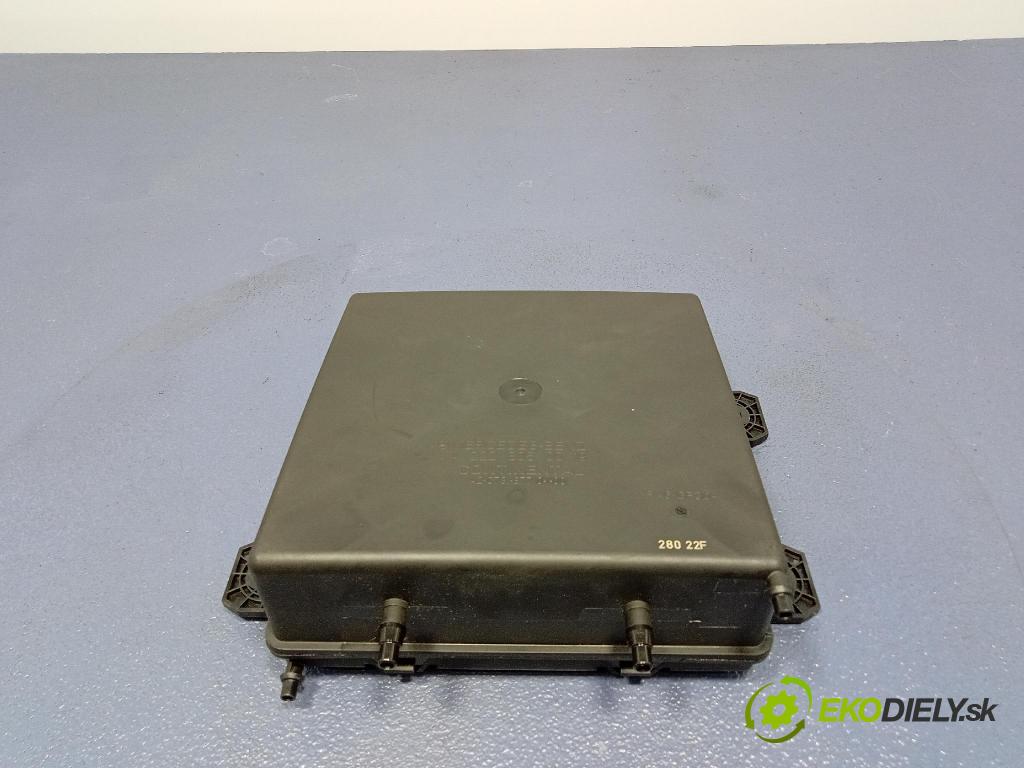 Mercedes S-Klasa 2022 Nádrž: Vzduch: A2228050019