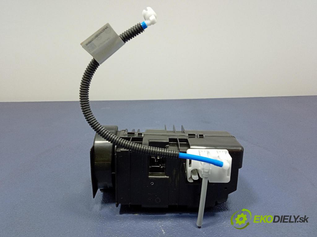 Mercedes S-Klasa 2022 Kompresor Vzduch: A2239001727