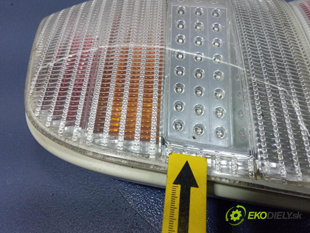 Vw Polo 2001 svetlo / reflektor zad ľavá Vonkajsia: