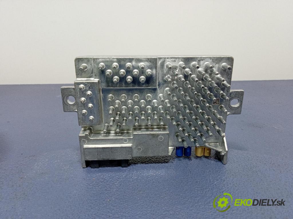 Mercedes S-Klasa 2022 riadiaca jednotka A2069001518