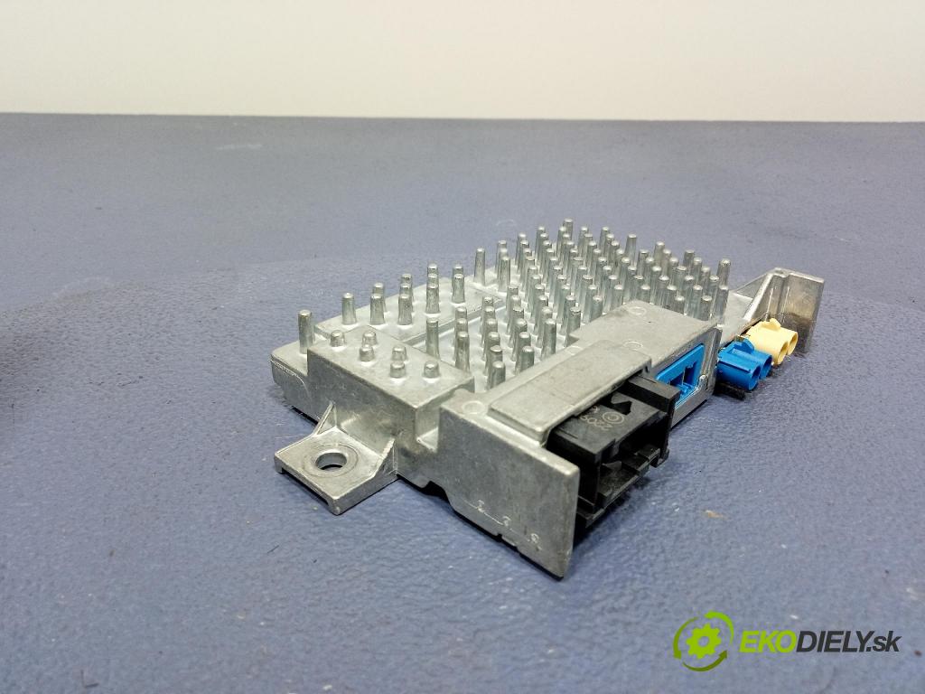 Mercedes S-Klasa 2022 riadiaca jednotka A2069001518