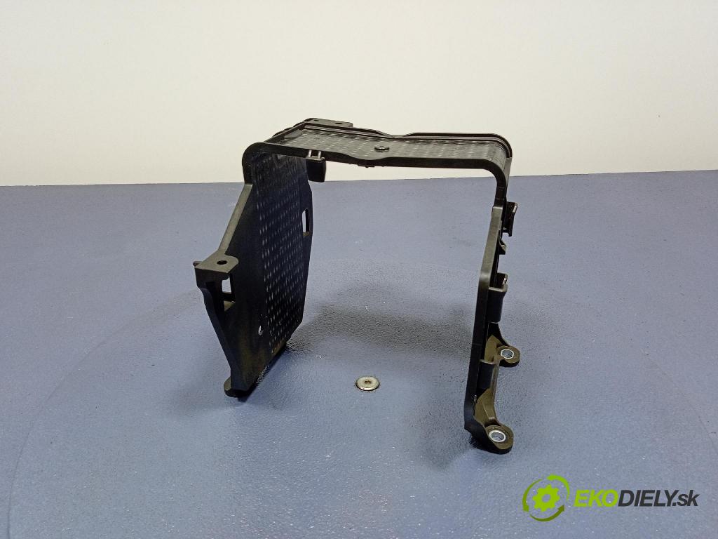 Mercedes S-Klasa 2022 Základ: batéria A2235457701