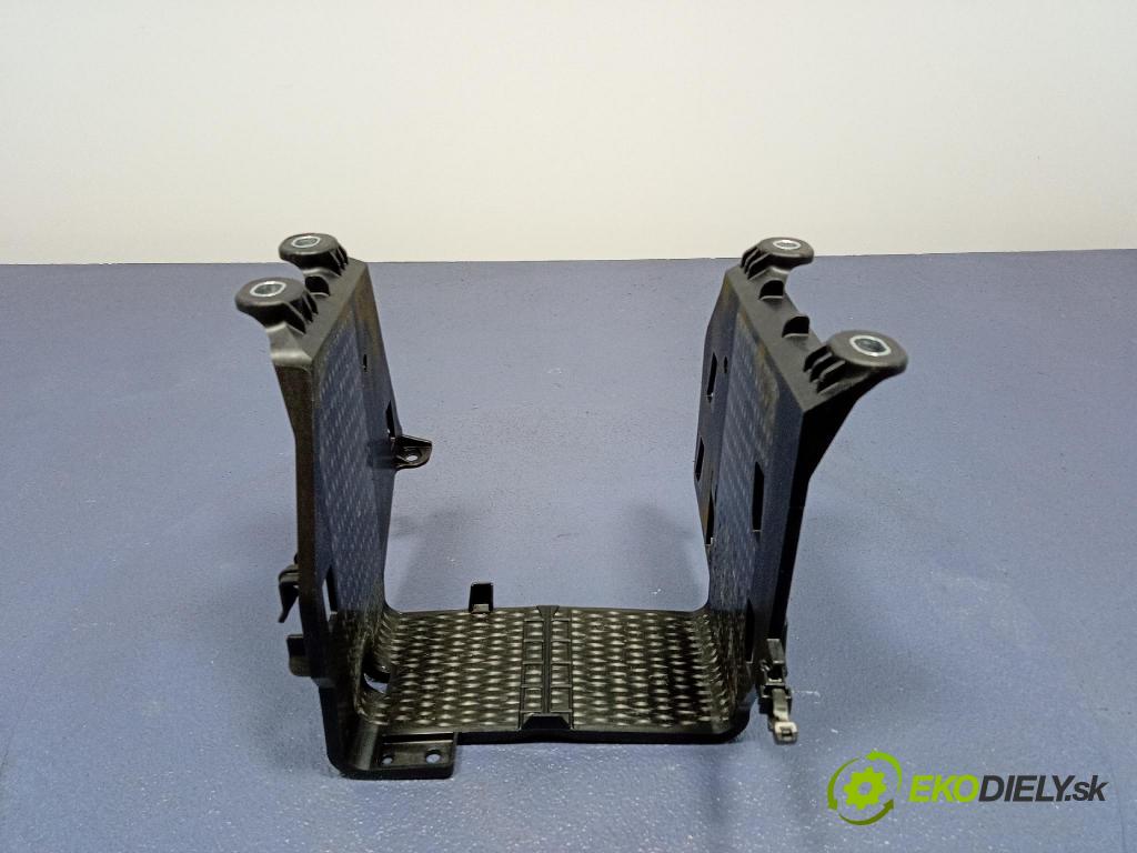 Mercedes S-Klasa 2022 Základ: batéria A2235457701