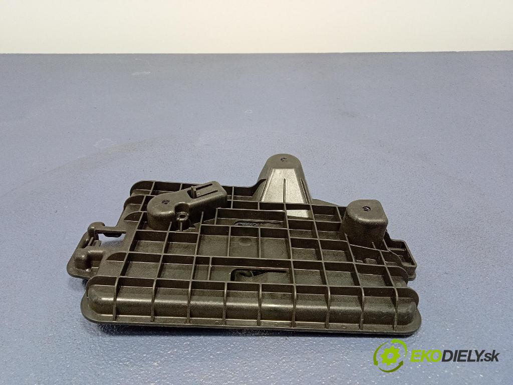 Mercedes S-Klasa 2022 Základ: batéria A2235457900