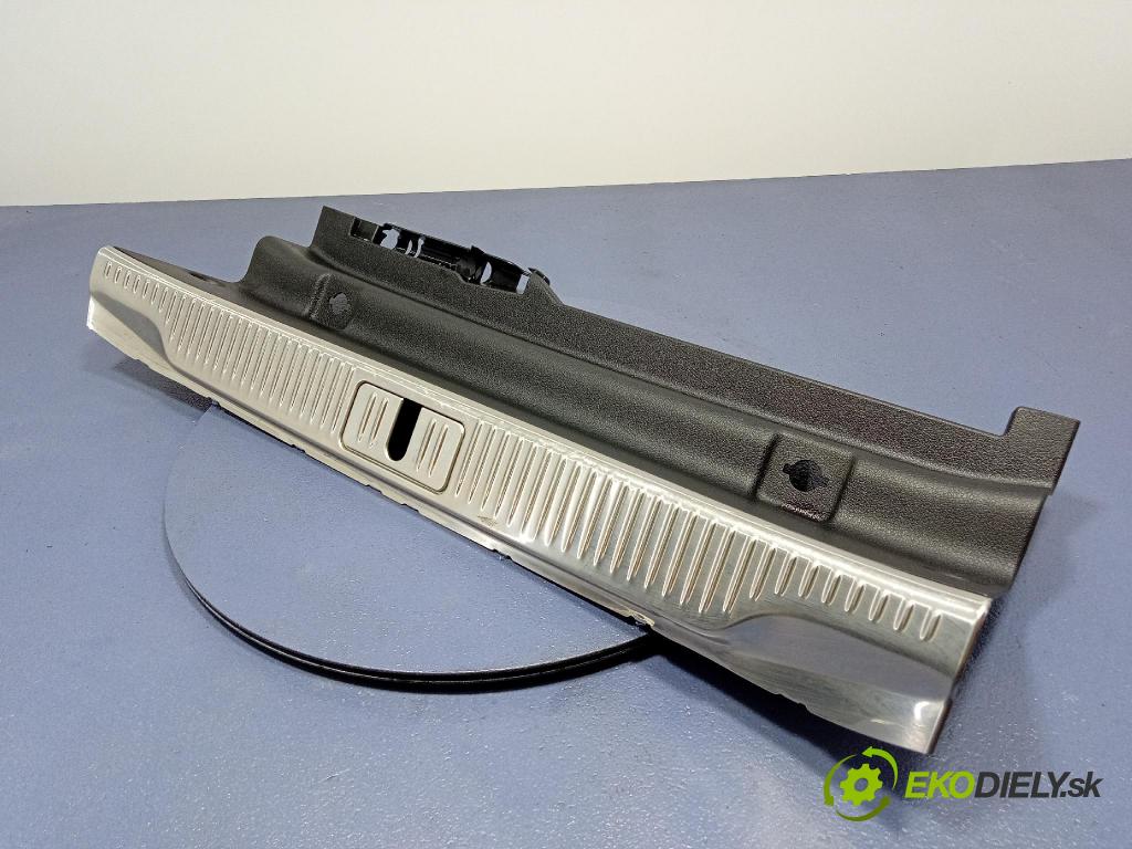 Mercedes S-Klasa 2022 lišta kufra: A2236908300