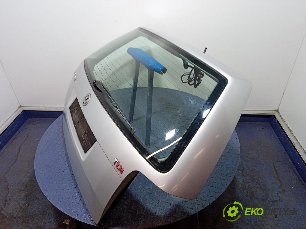 Vw Passat 2001 zadna dveře kufra: kufra: