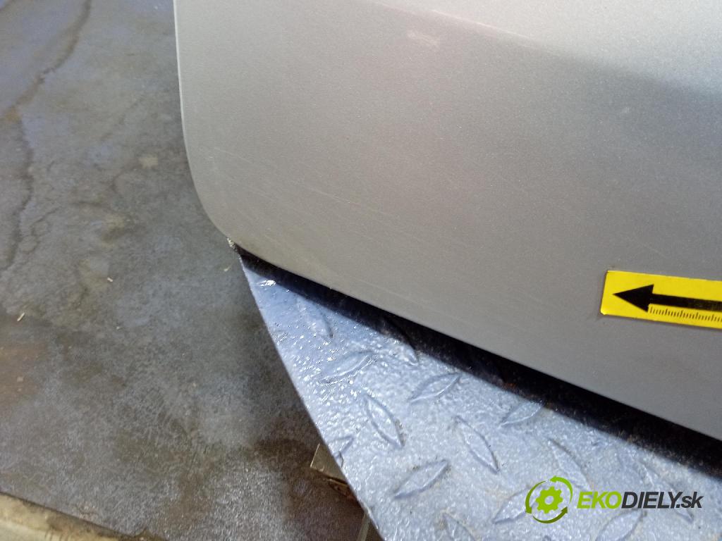 Vw Passat 2001 zadna dveře kufra: kufra:
