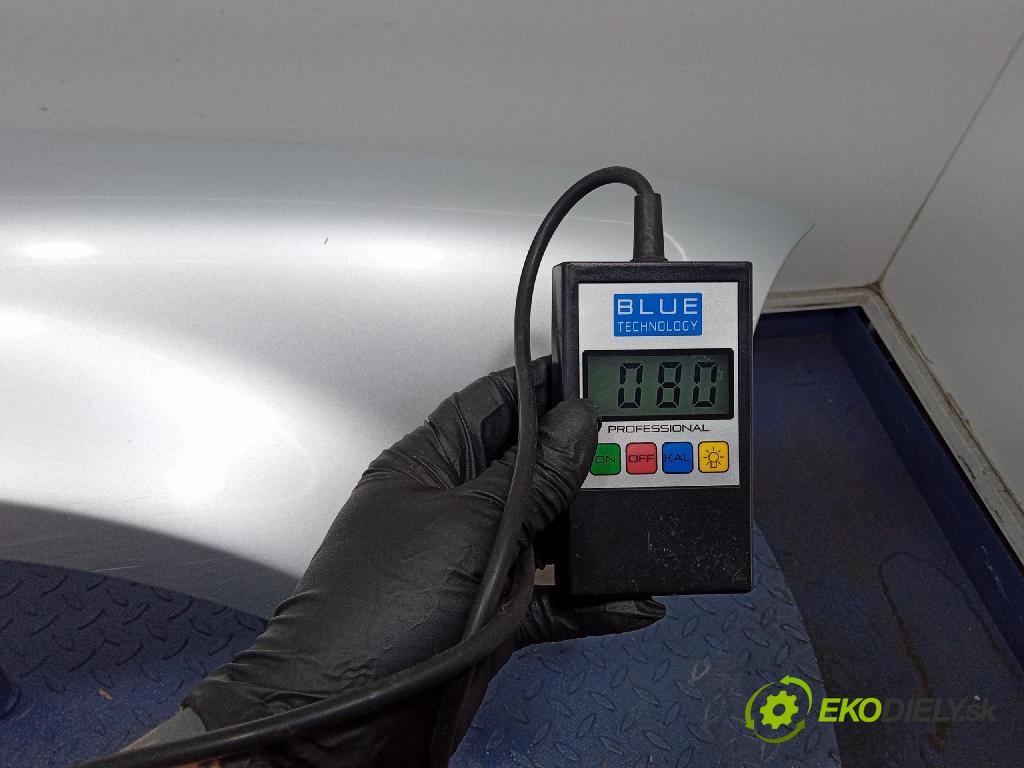 Vw Passat 2001 blatník Predné v pravo: