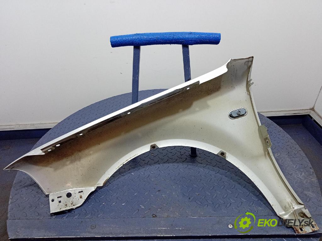 Vw Passat 2001 blatník Predné v pravo: