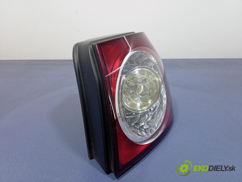 Vw Golf 2008 svetlo / reflektor zad Prava: Vonkajsia: 5M0945096N