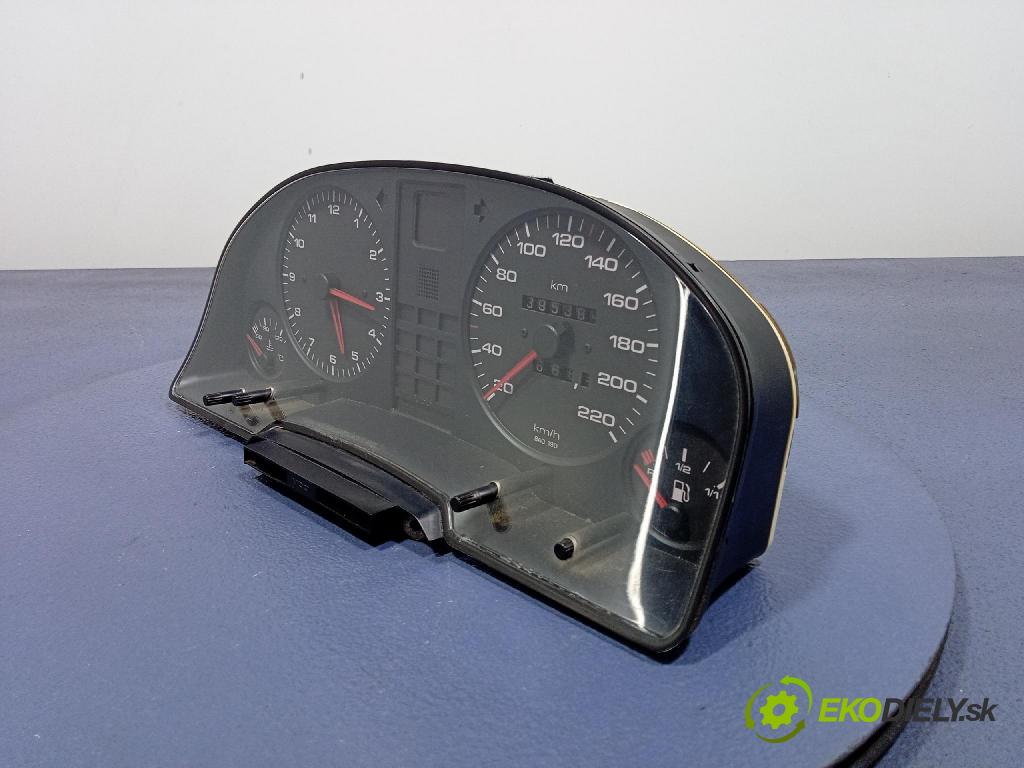 Audi 80 1993 Přístrojová deska 8A0919033CA