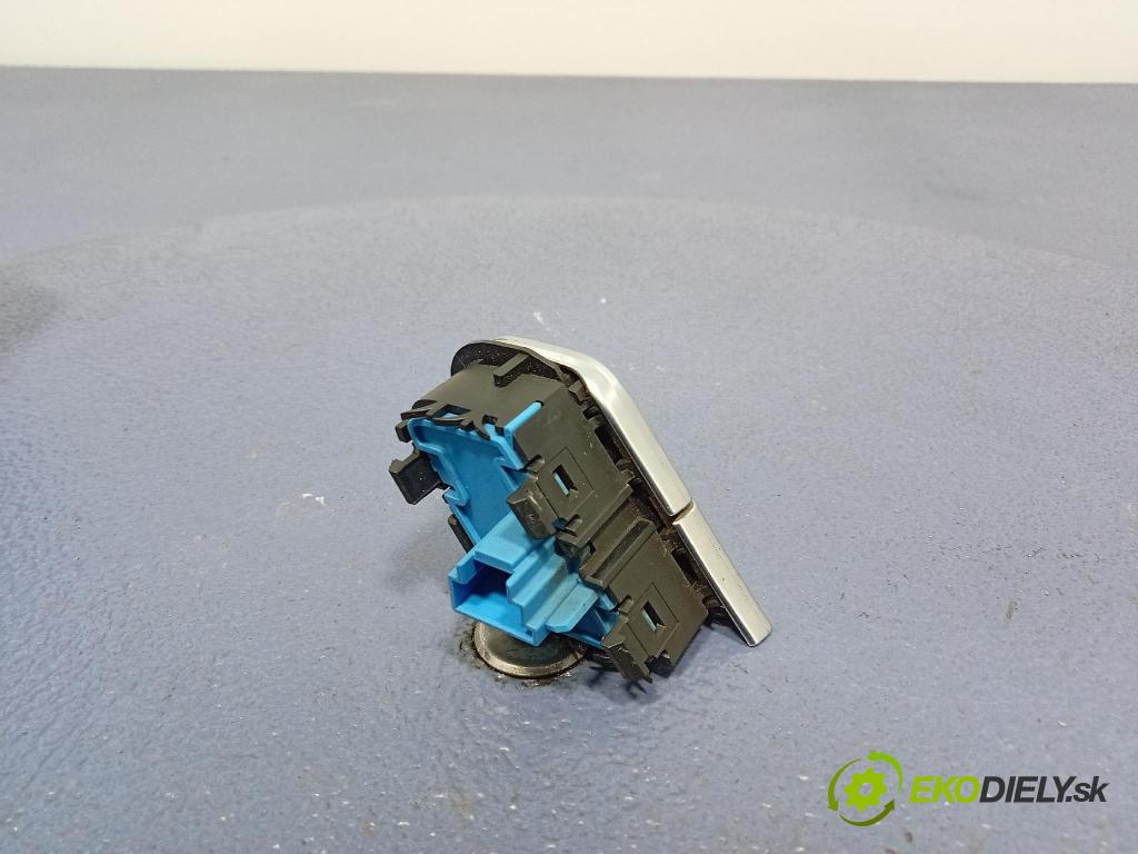 Mercedes S-Klasa 2022 prepínač A2239052405