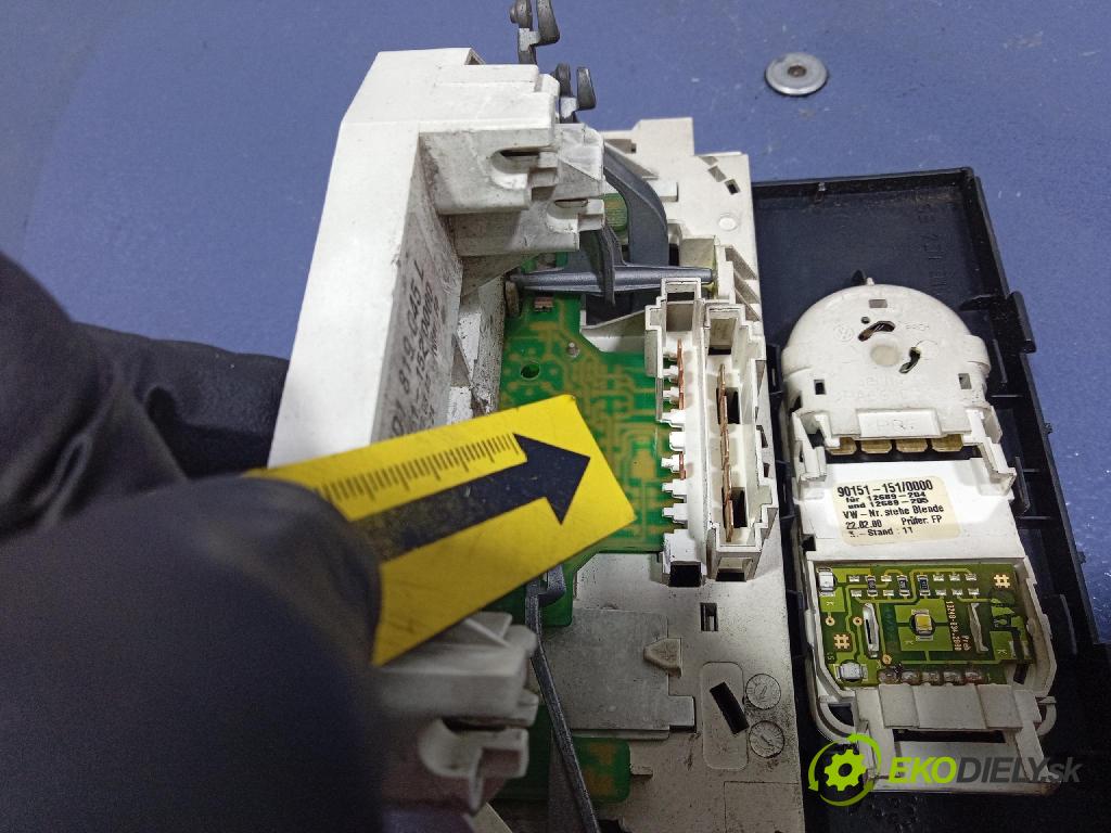 Vw Transporter 2000 prepínač Klimatizácia: Prúd vzduchu: 7D1819045L