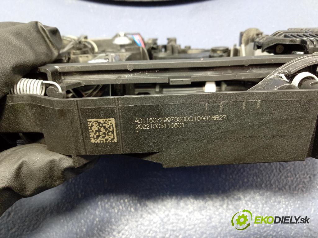 Mercedes S-Klasa 2022 rukoväť zad ľavá 0997609103