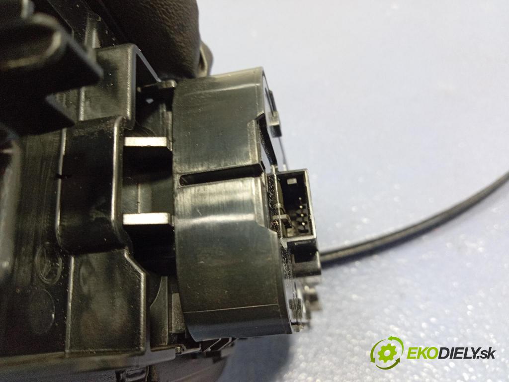 Mercedes S-Klasa 2022 prepínač Okná: A2239051810