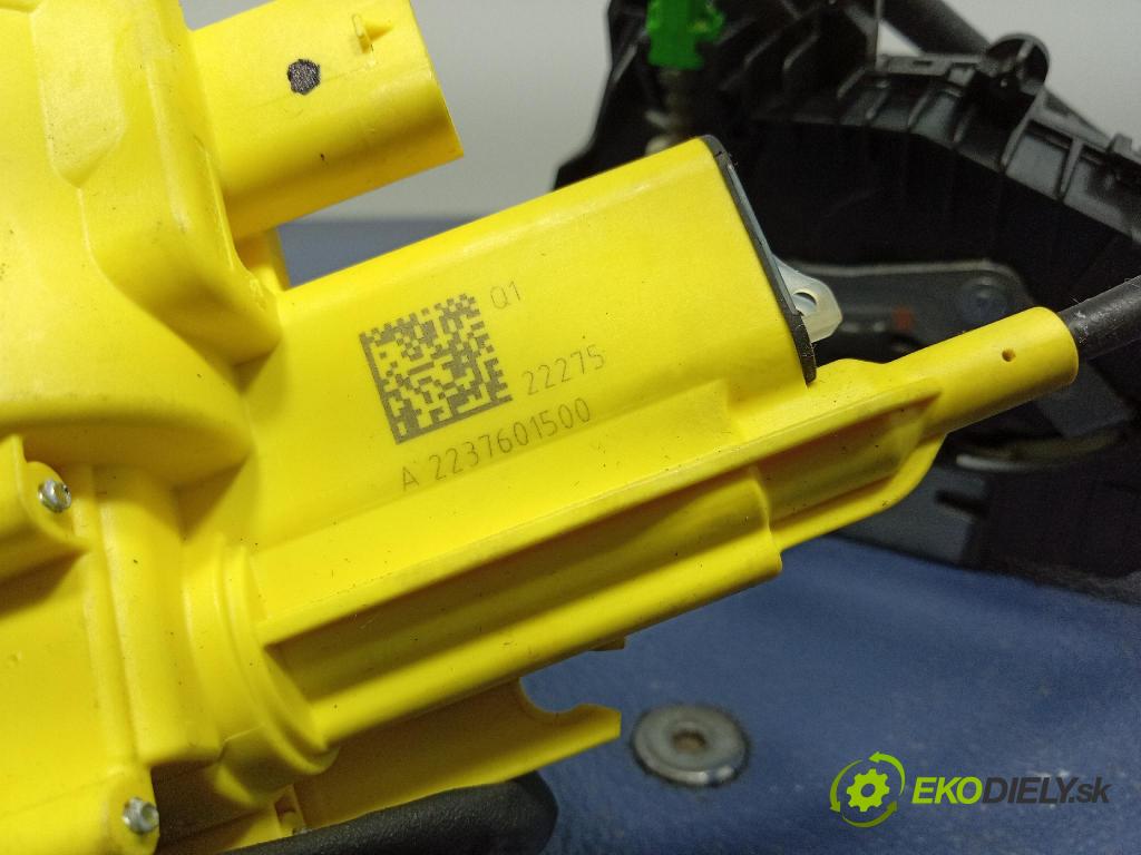 Mercedes S-Klasa 2022 zámok dvere zad Vľavo: A0997300001