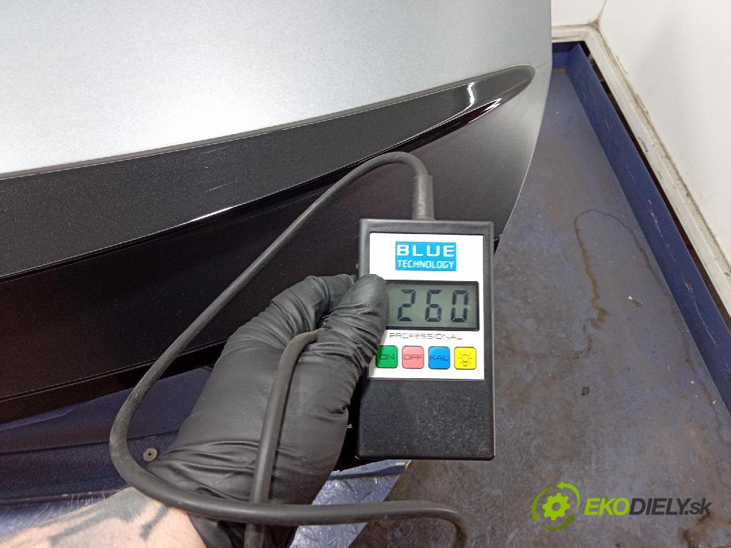 Mercedes S-Klasa 2022 zadna dveře kufra: kufra: