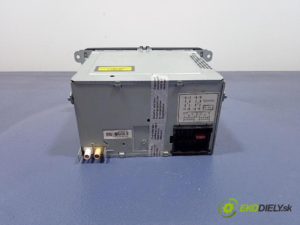 Vw Golf 2008 Radio I Navigácia: 5M0035186C