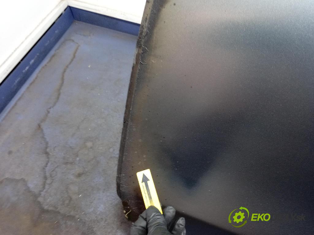 Mercedes S-Klasa 2022 dvere Predné Vľavo: