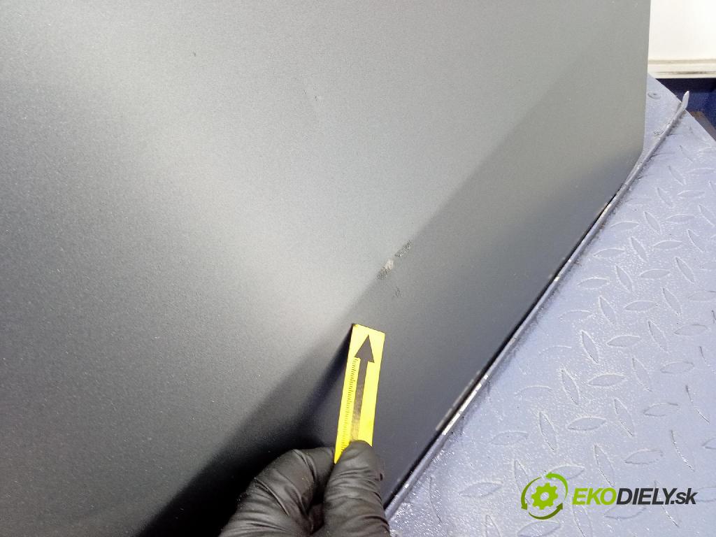 Mercedes S-Klasa 2022 dvere zad Vľavo: