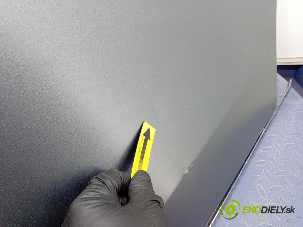 Mercedes S-Klasa 2022 dvere zad Vľavo: