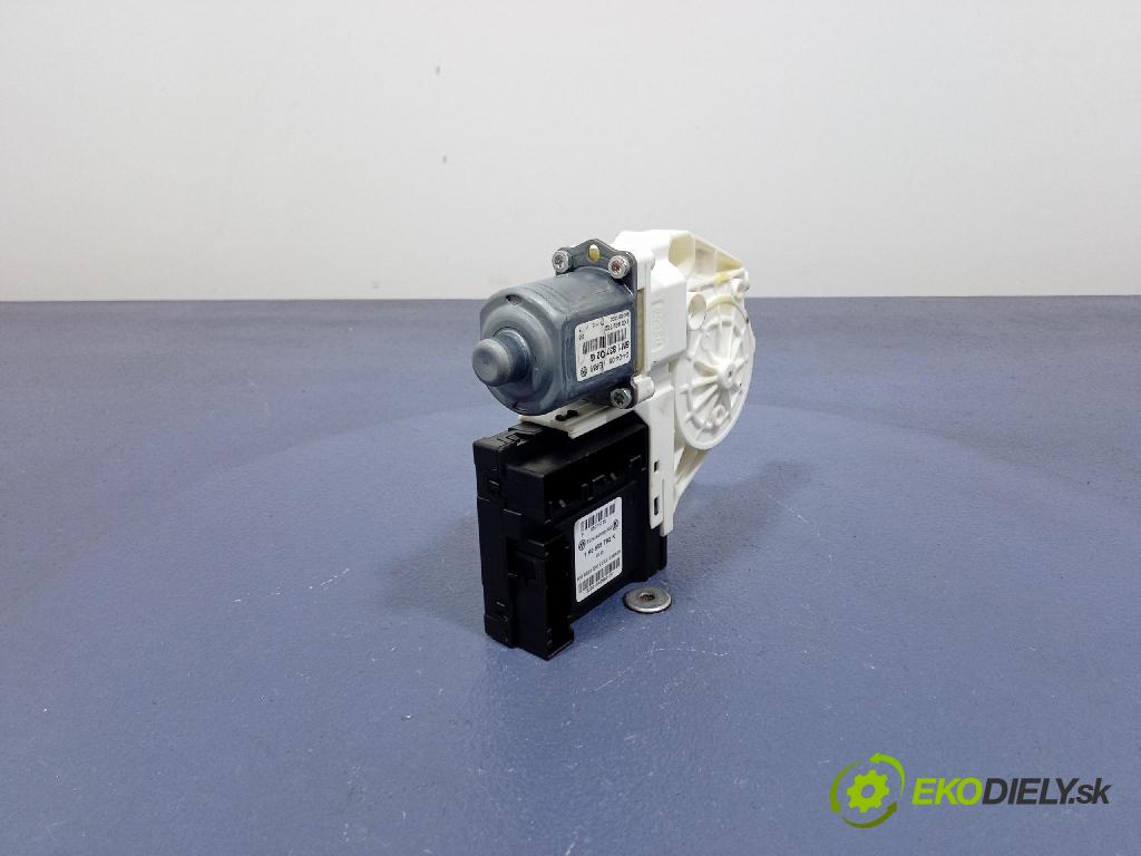 Vw Golf 2008 mechanizmus okna Okná: Predné v pravo: 5M1837402G