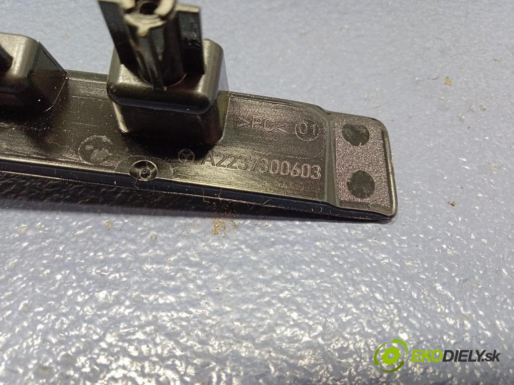 Mercedes S-Klasa 2022 lišta Dekoratívne: Vnútri: A2237300603