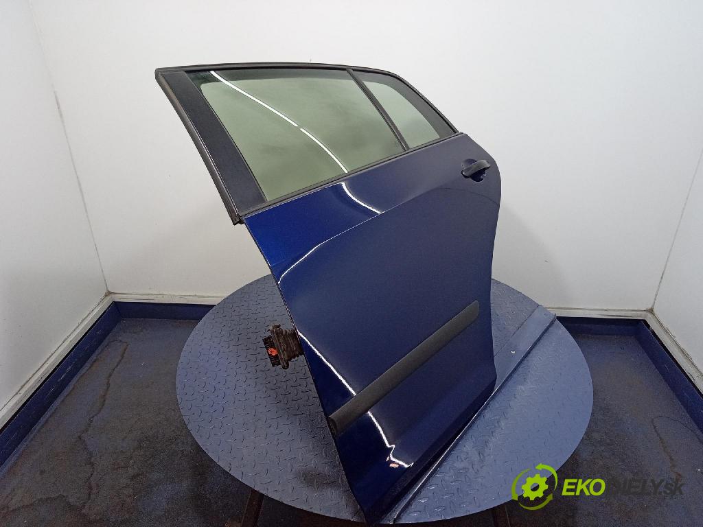 Vw Golf 2008 dvere zad Vľavo: