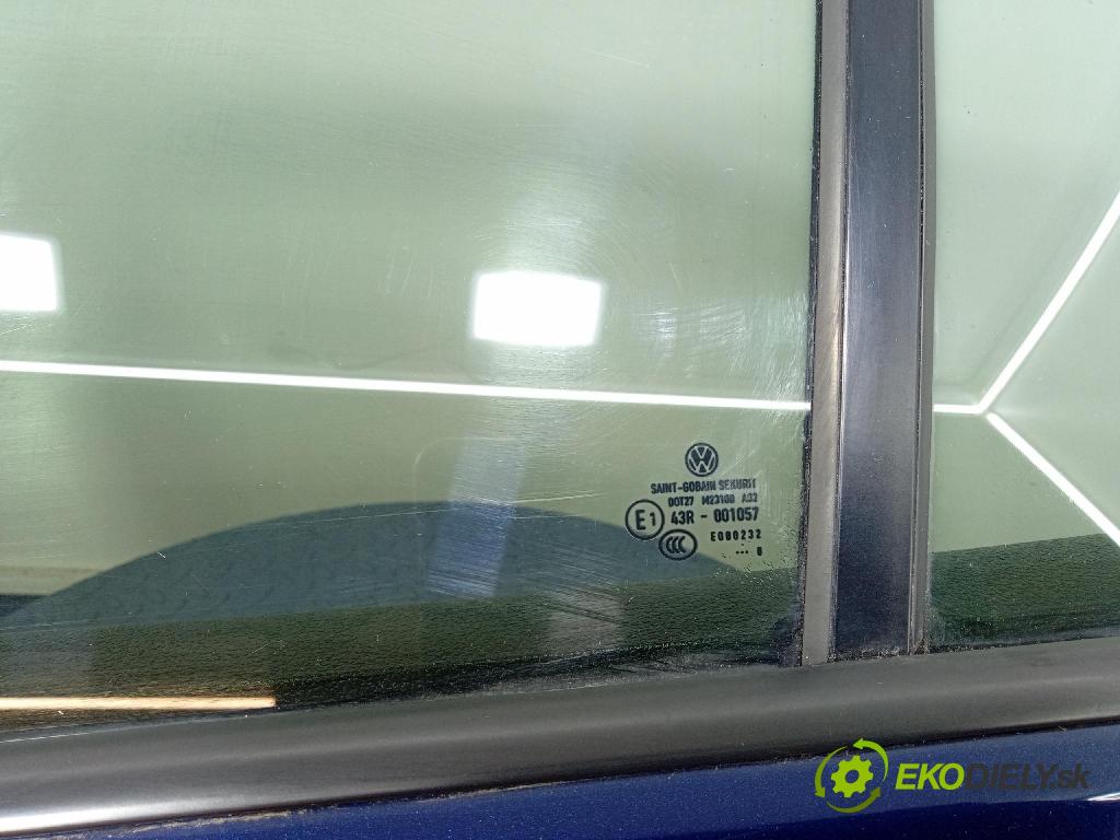 Vw Golf 2008 dvere zad Vľavo: