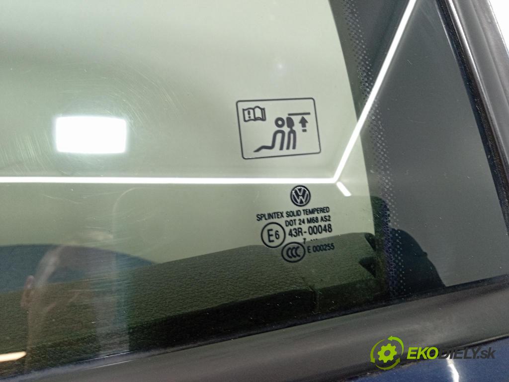 Vw Golf 2008 dvere zad Vľavo: