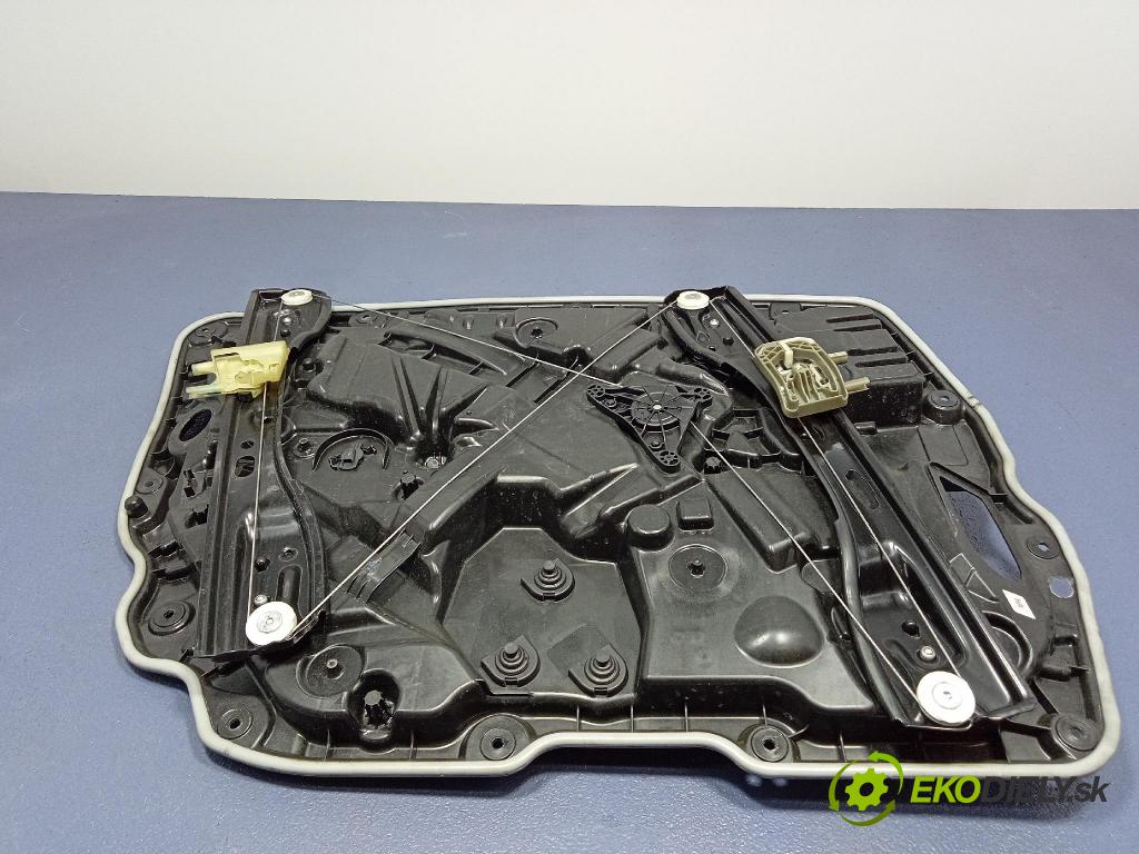 Mercedes S-Klasa 2022 mechanizmus okna Okná: Predné v pravo: A2237200802