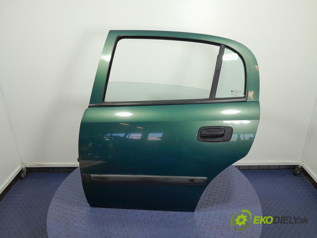 Opel Astra 2003 dvere zad Vľavo: 01