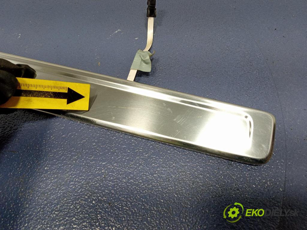 Mercedes S-Klasa 2022 lišta Dekoratívní: Práh: A2236804100