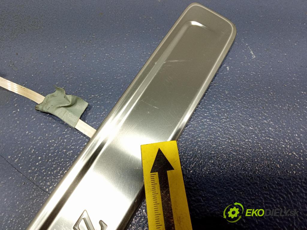 Mercedes S-Klasa 2022 lišta Dekoratívní: Práh: A2236804100