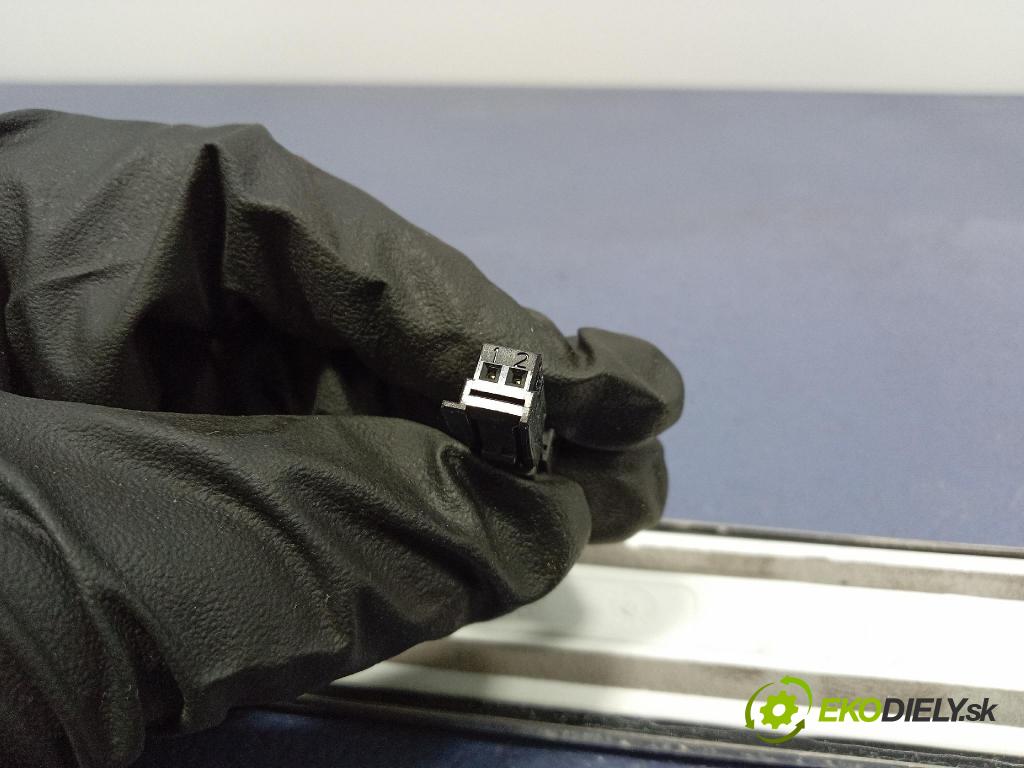 Mercedes S-Klasa 2022 lišta Dekoratívne: Prah: A2236804800