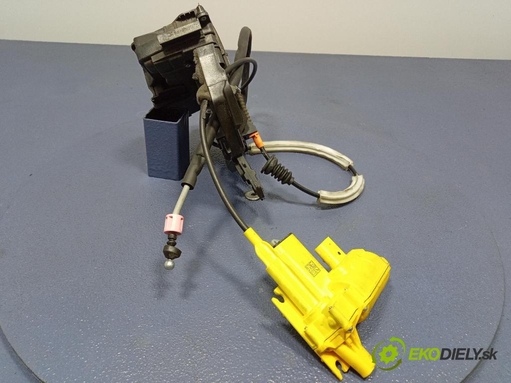 Mercedes S-Klasa 2022 zámok dvere Predné v pravo: A0997200802