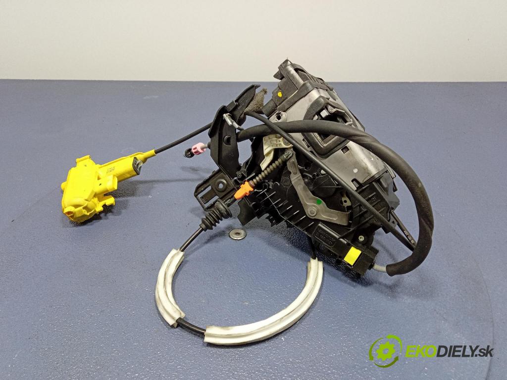 Mercedes S-Klasa 2022 zámok dvere Predné v pravo: A0997200802