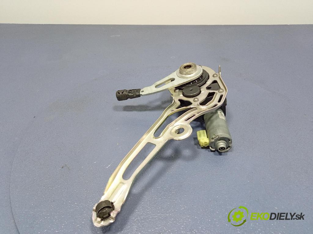 Mercedes S-Klasa 2022 zadna dveře kufra: kufra: A2238209901