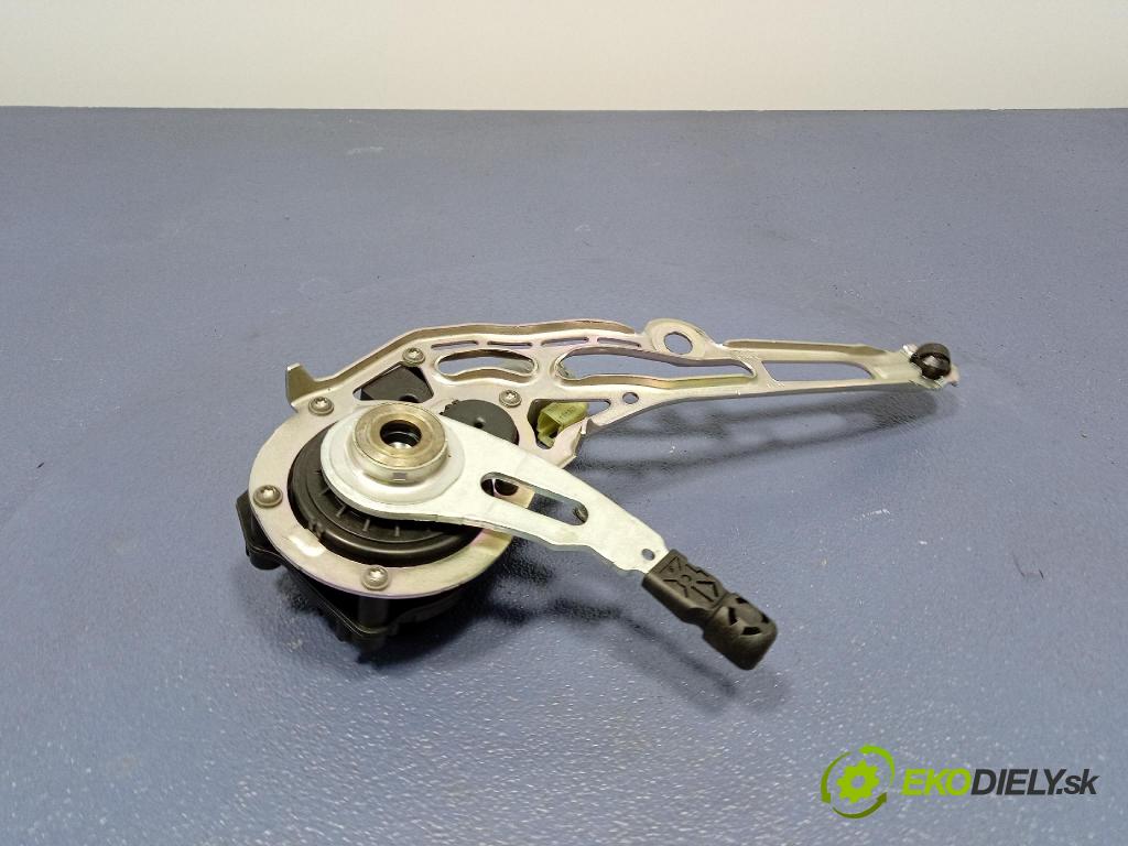 Mercedes S-Klasa 2022 zadna dveře kufra: kufra: A2238209901