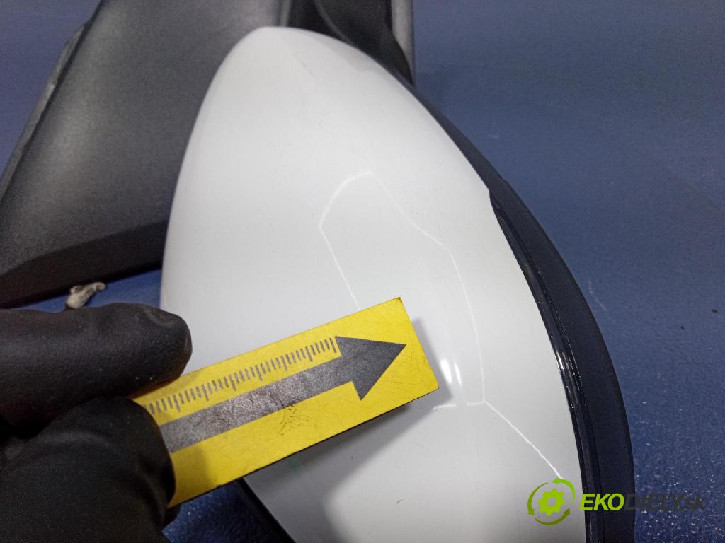 Vw Up! 2016 zrkadlo pravé