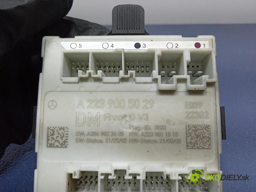 Mercedes S-Klasa 2022 riadiaca jednotka A2239005029