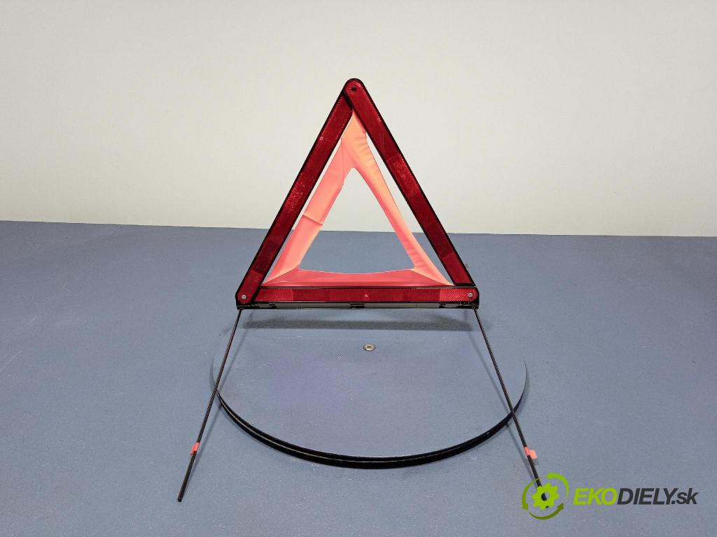 Mercedes S-Klasa 2022 Trojuholník: A0008901900