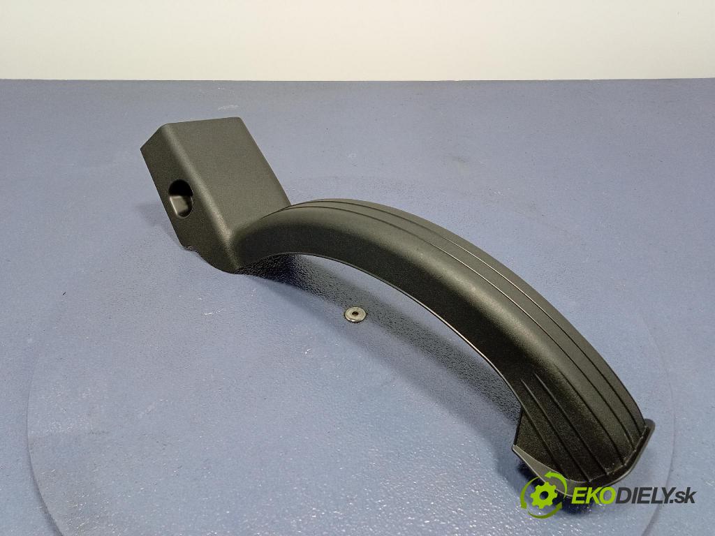 Mercedes S-Klasa 2022 kryt Plast: Interiéry: A2238211301